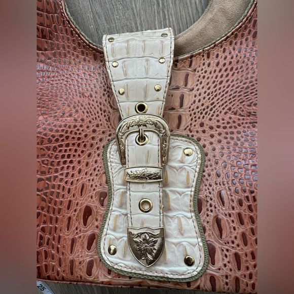 Lucidity faux crocodile purse - Picture 6 of 6